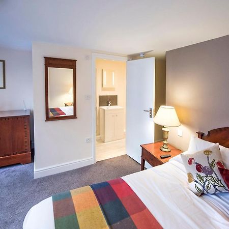 Seven Stars Hotell Dartmouth Eksteriør bilde